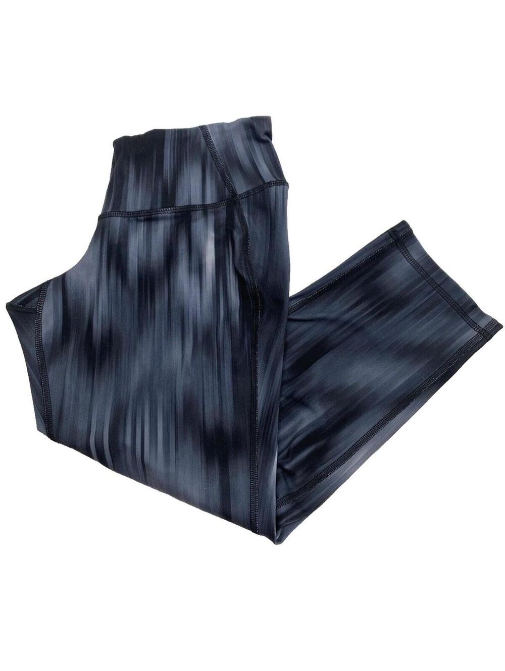 Women's Old Navy Active Leggings Cute Black and Dark Grey, 3/4th Size Small!
